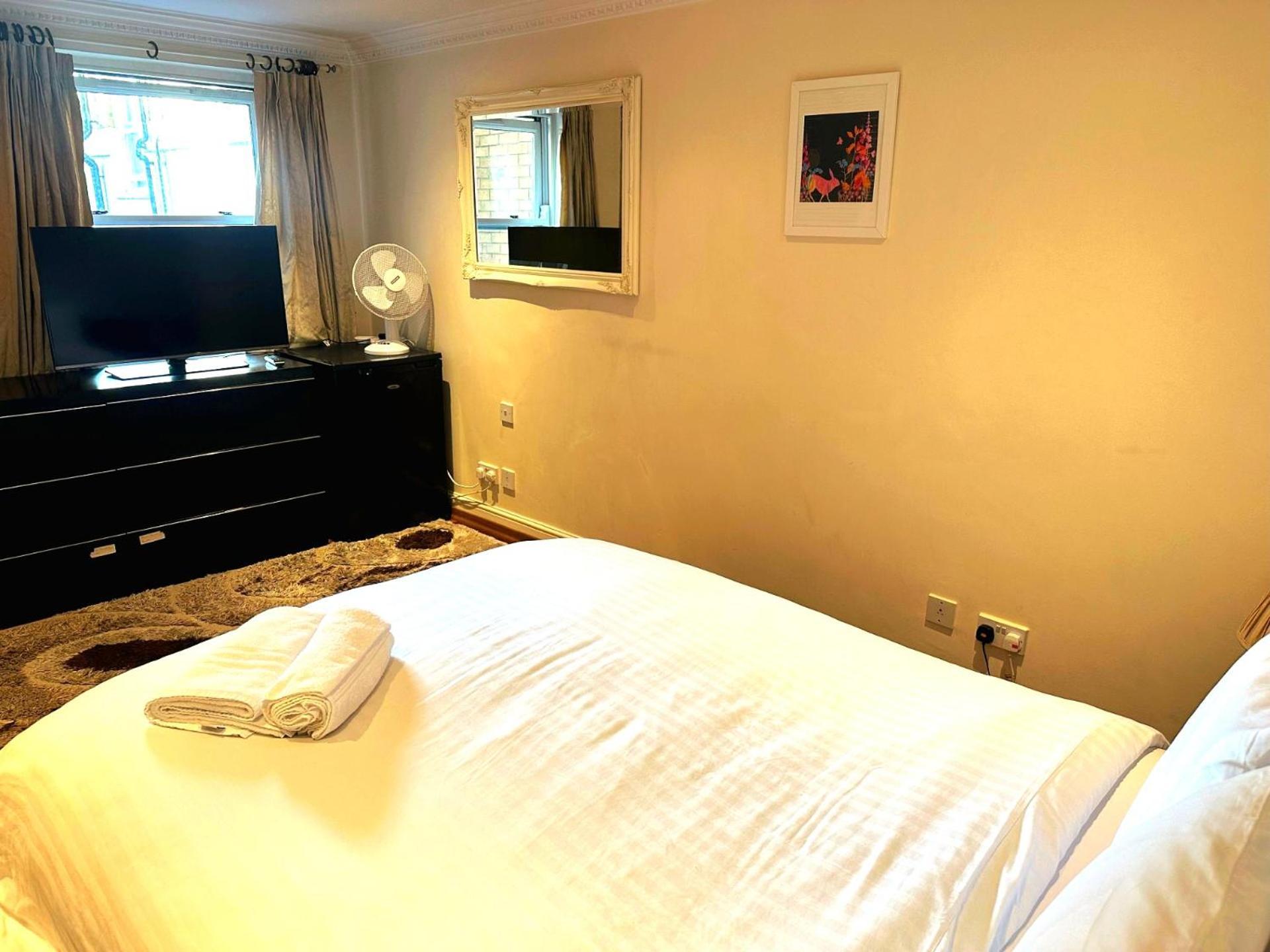 Lovely Apartments Around Kensington And Chelsea Locations W8 Sw5 Sw3 Sw10 By Ricky & Giustina لندن المظهر الخارجي الصورة