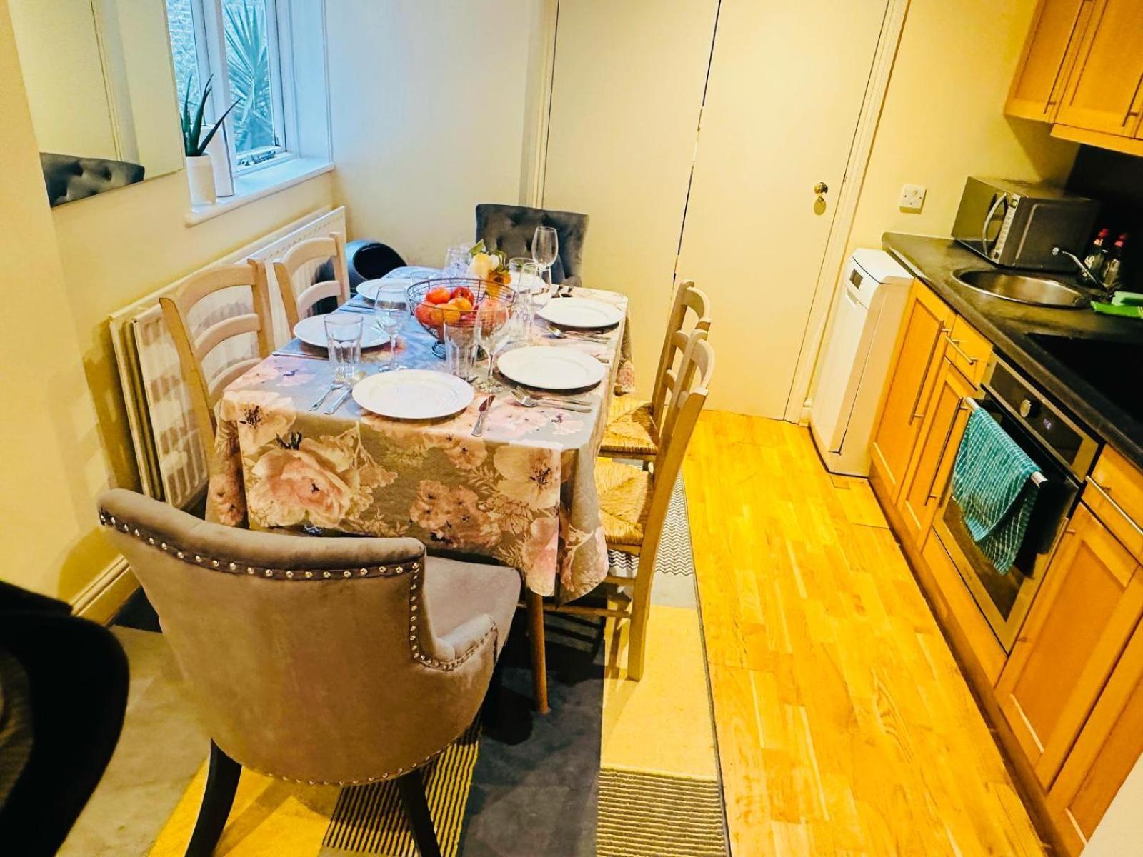 Lovely Apartments Around Kensington And Chelsea Locations W8 Sw5 Sw3 Sw10 By Ricky & Giustina لندن المظهر الخارجي الصورة